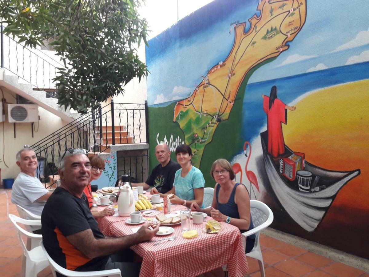 Hostal Santa Cecilia Ríohacha Exterior foto